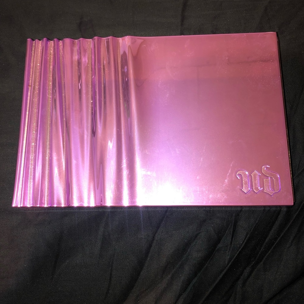 URBAN DECAY all nighter heavy metals palette